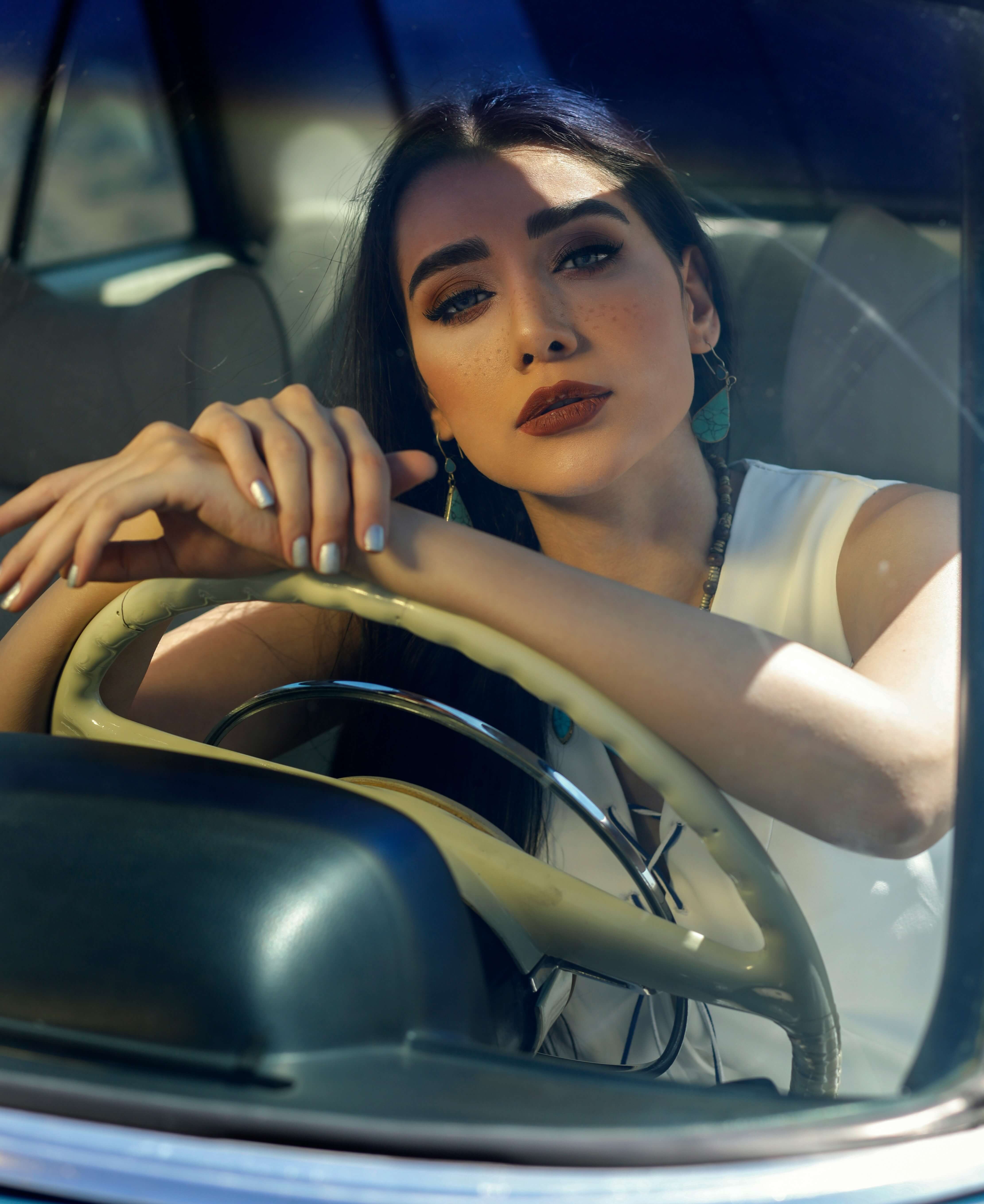 User enjoying Trendz